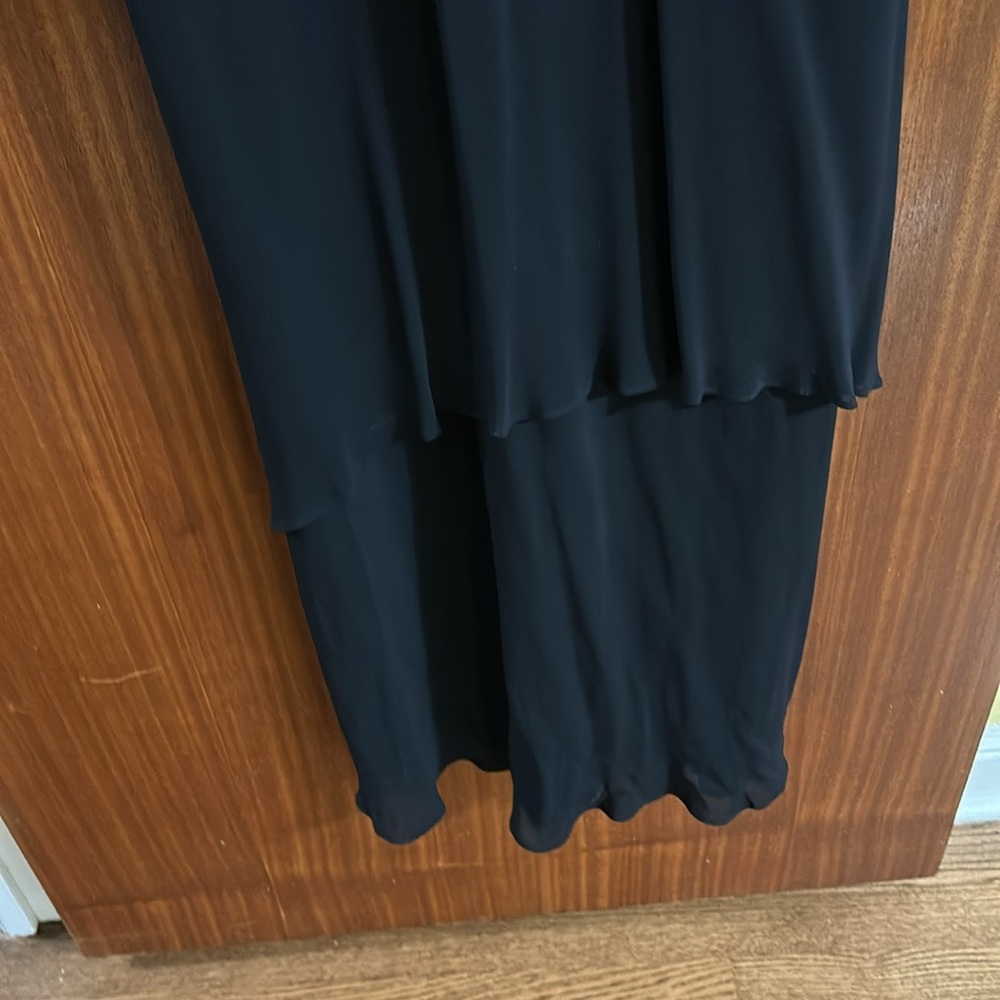BENJAMIN A. EVENING DRESS - Picture 3 of 3